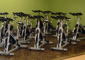 Photo of indoor bikes by Riviera Fitness, used with permission under Creative Commons.