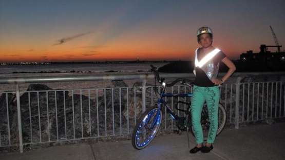 Light up your night bike riding to stay safe